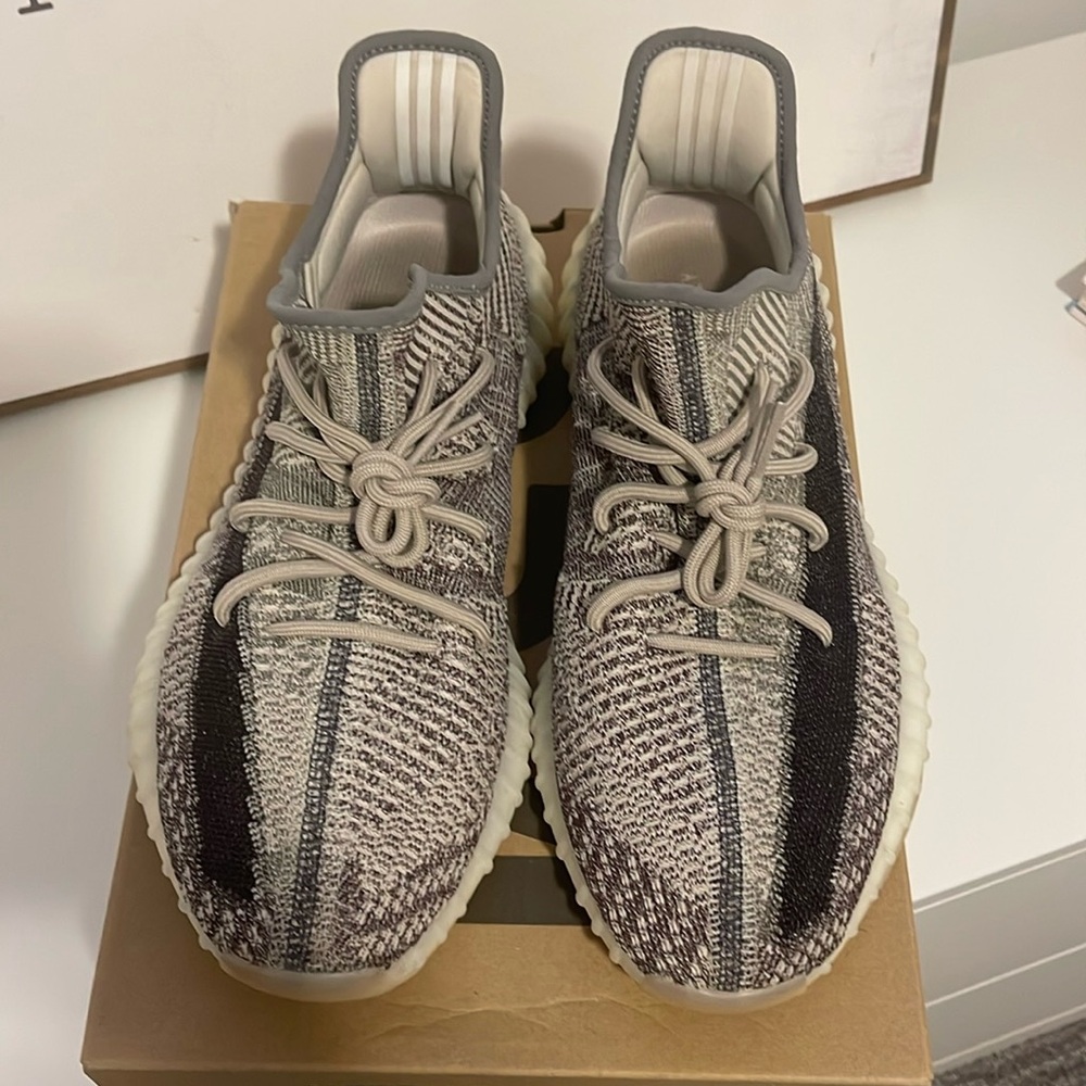 Yeezy 350 Boost V2 Zyon